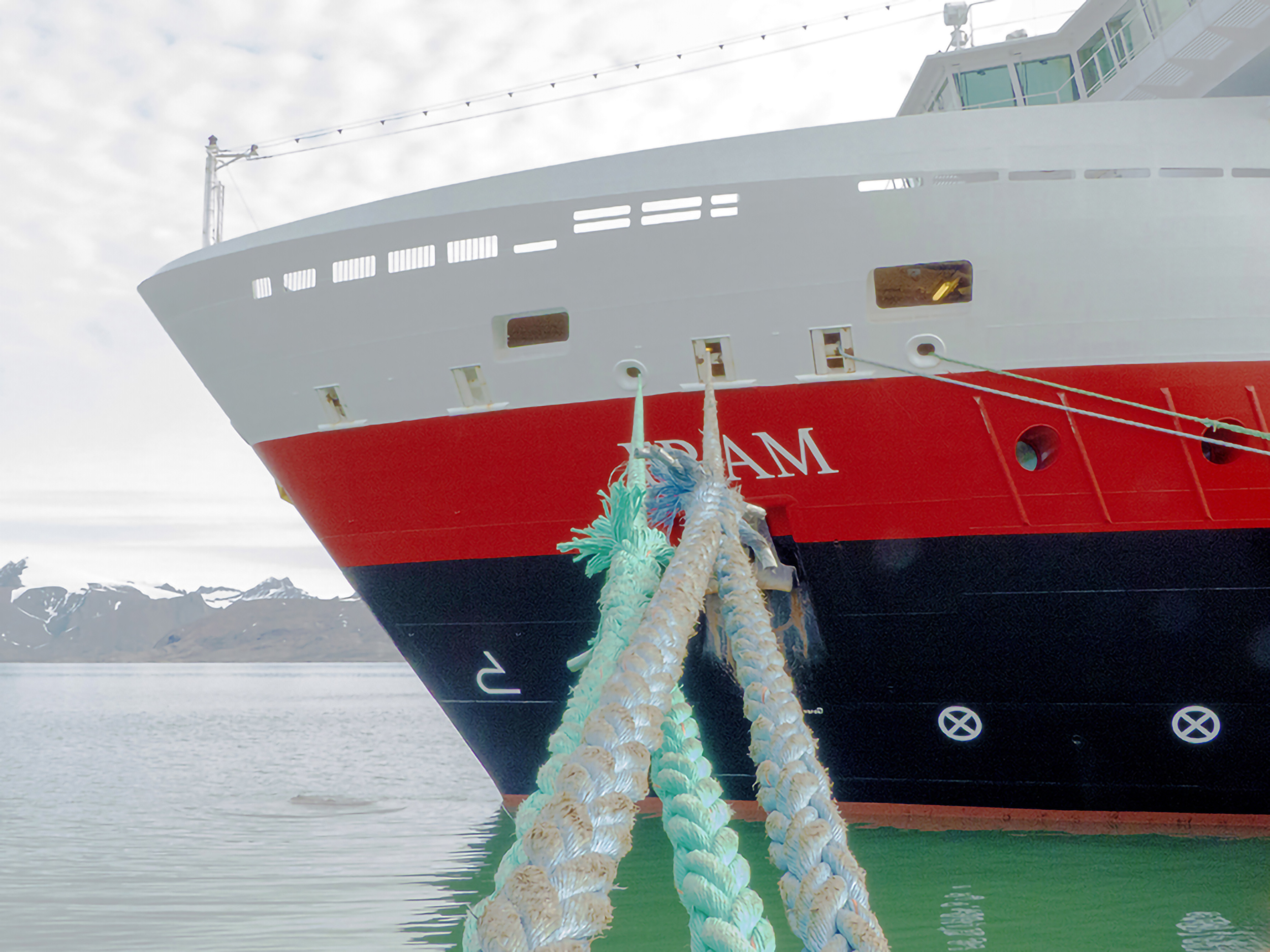 Schiff im Hafen