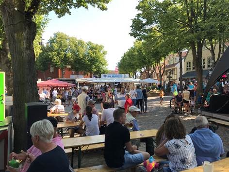 Inselfest mit Straßengeflüster