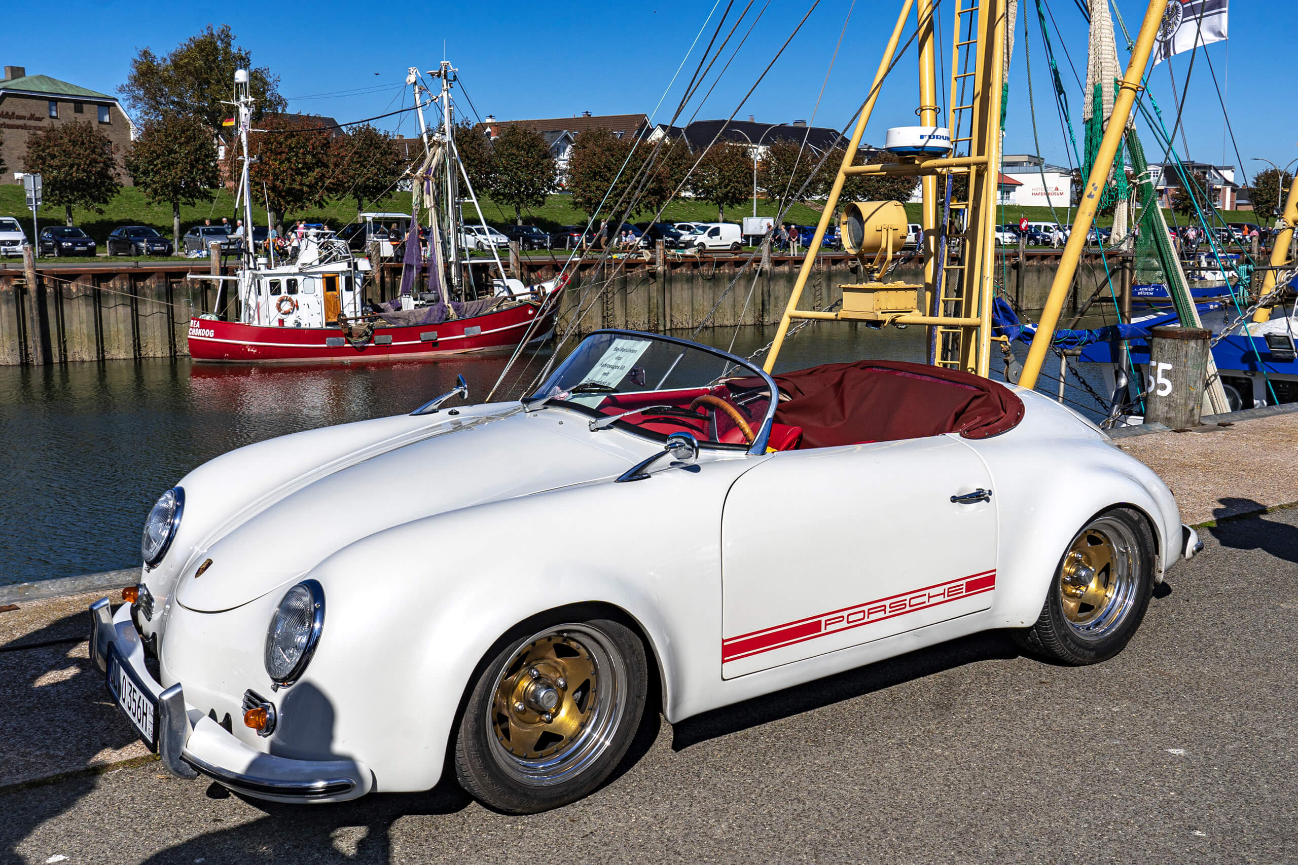 Büsumer Oldtimer- und US-Car-Treffen
