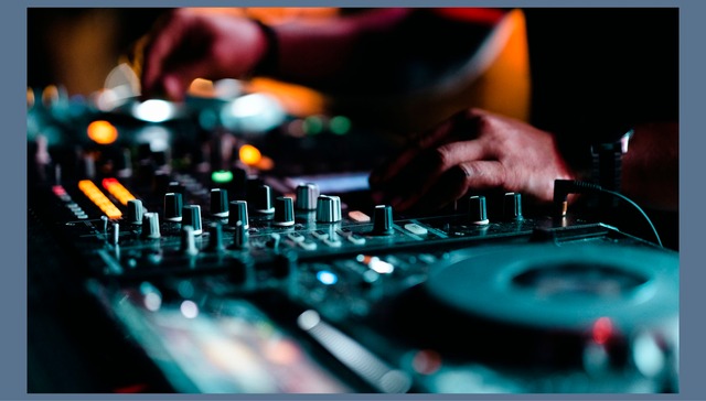 DJ Andy - Bar Cosmopolitan