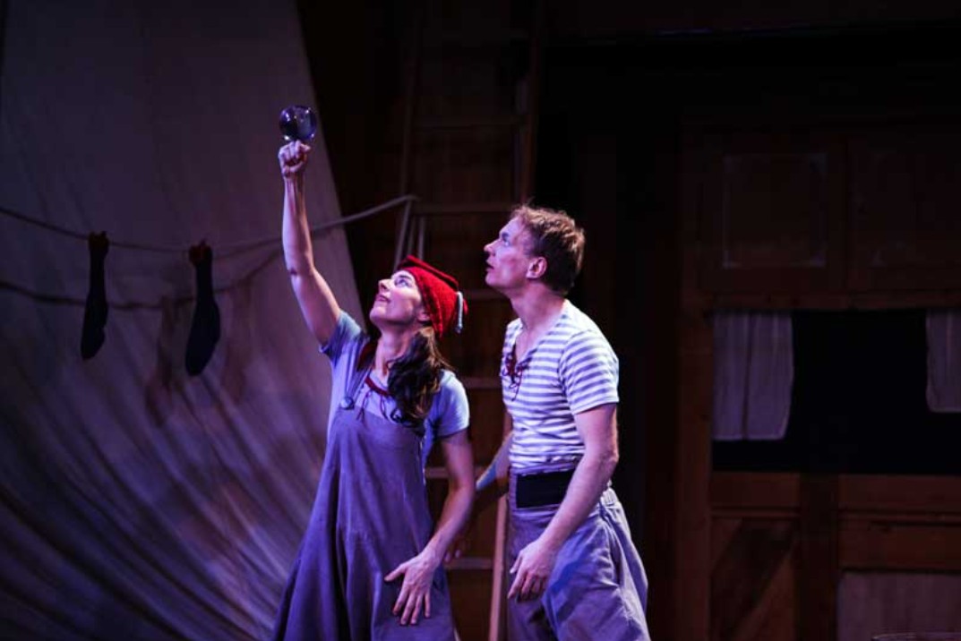 26-06-05-unbekannte_insel-theater-compagnie-pas-de-deux