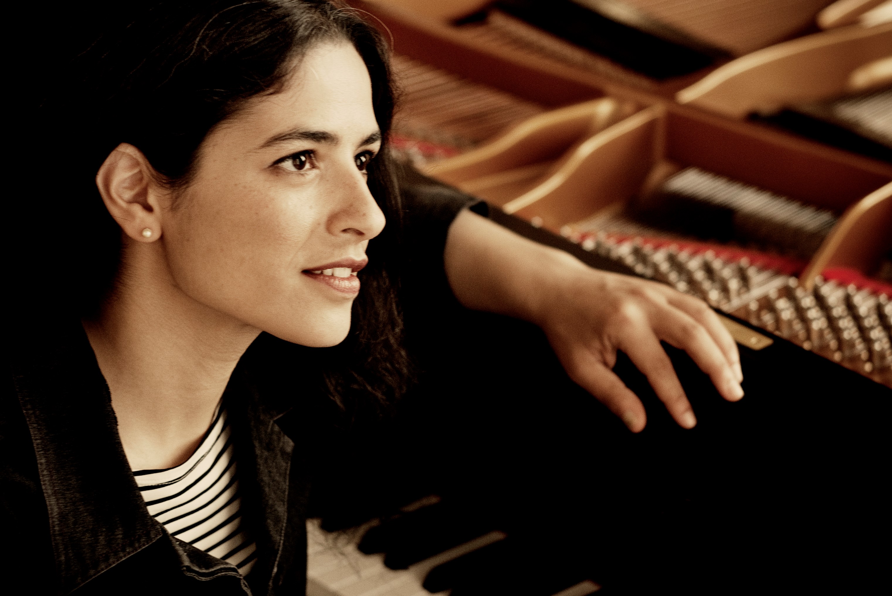 26-11-22 Einav Yarden Einav Yarden