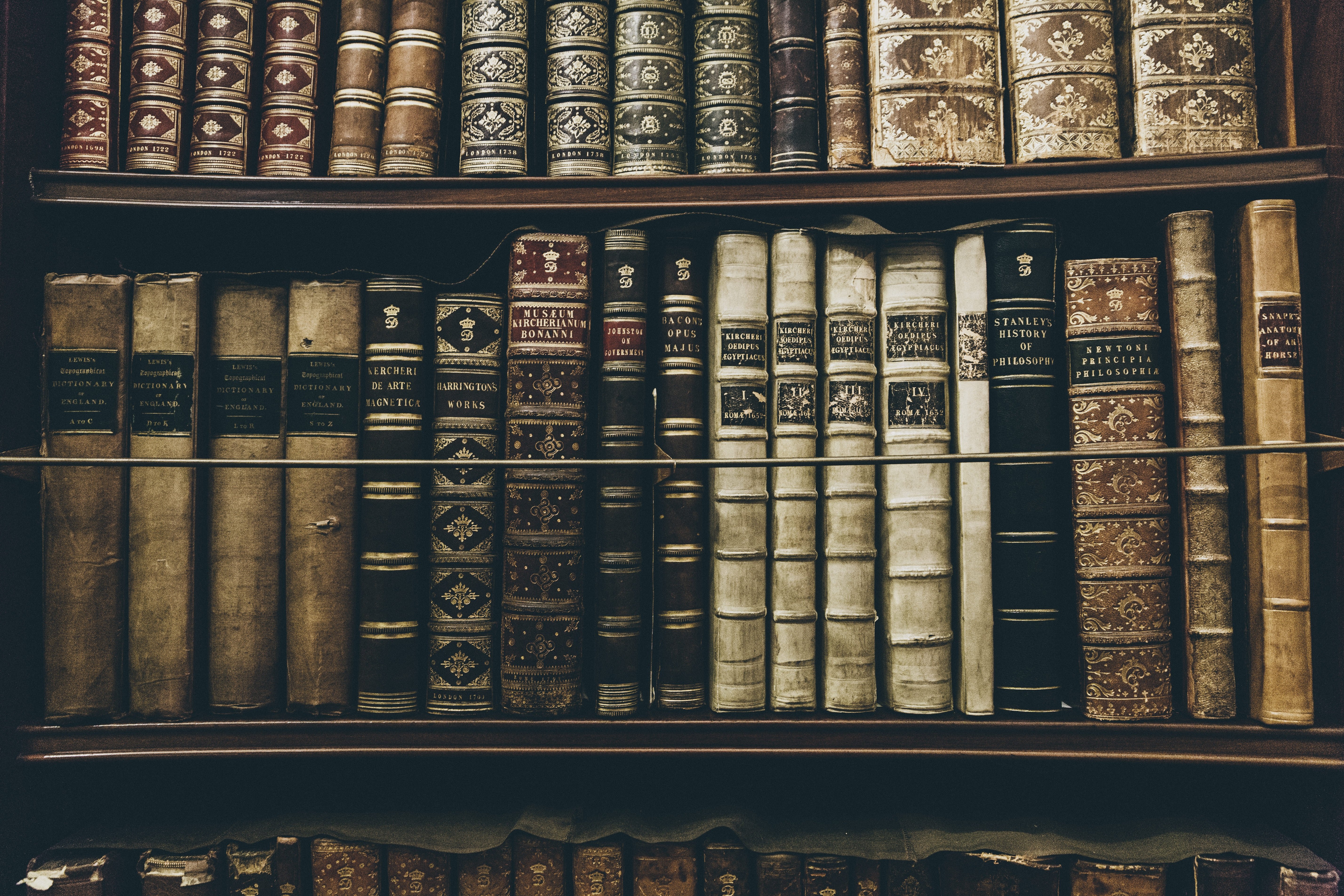 stocksnap-books-2606859