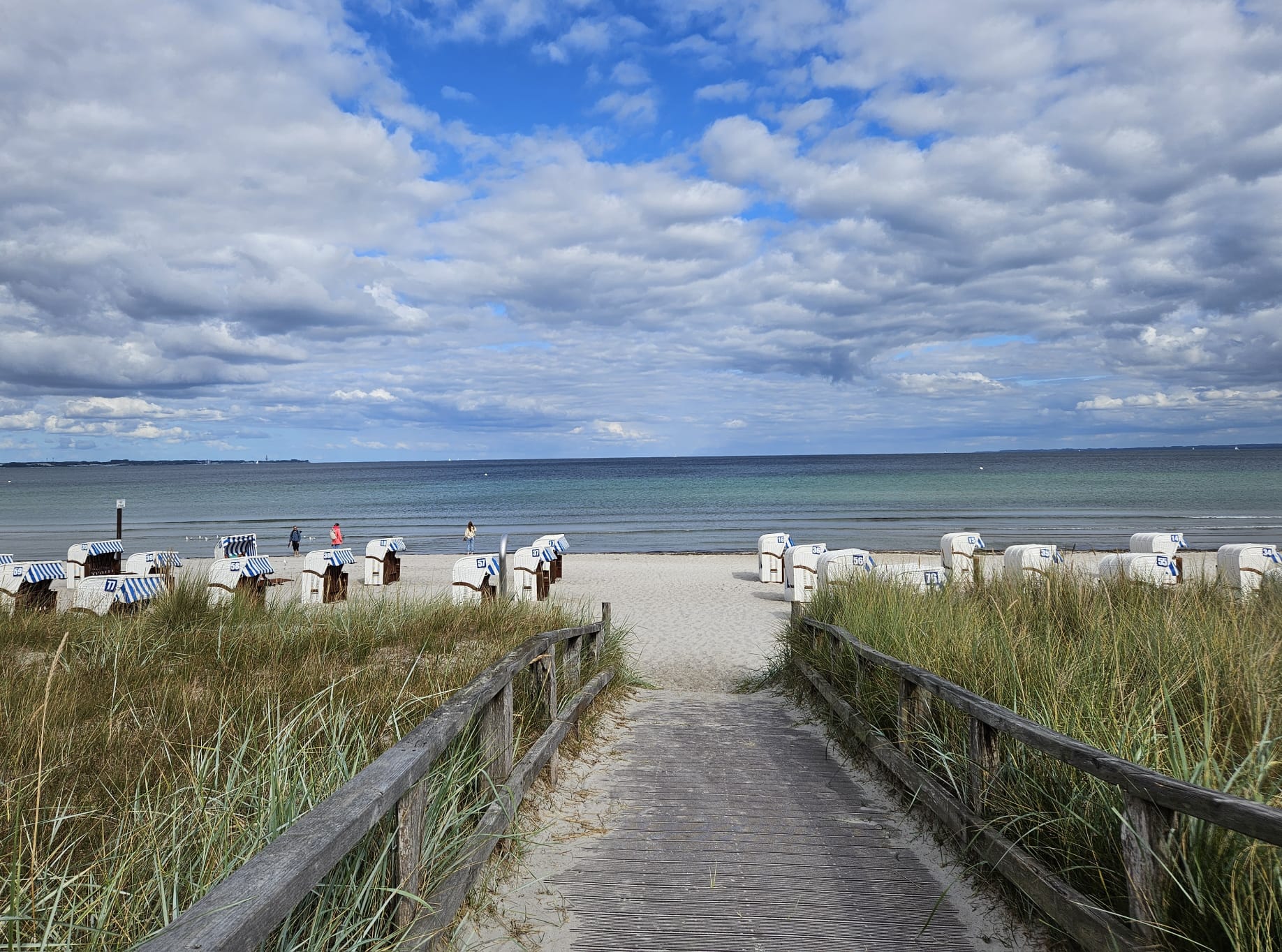 Lassen Sie uns losgehen: Walk and Talk - Psychologische Beratung am Meer. Für mehr Klarheit, Orientierung, innere Stabilität
