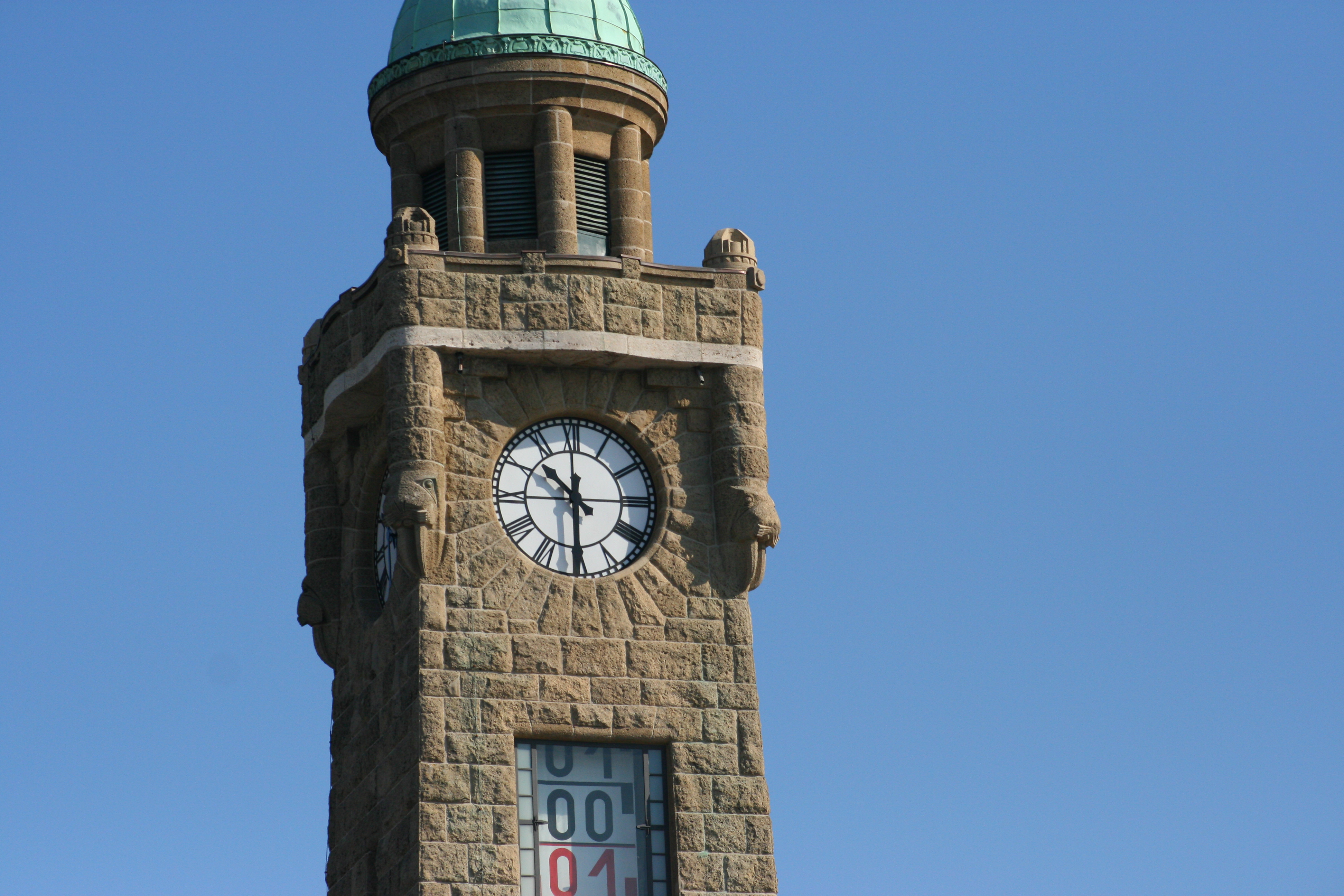 hafen_landungsbruecken