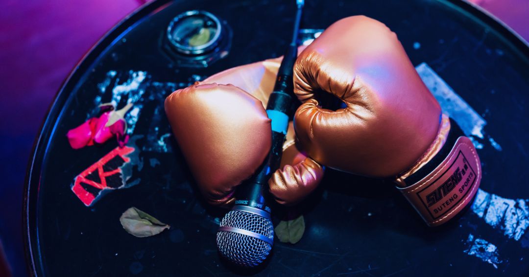 Boxhandschuhe mit Mikrofon