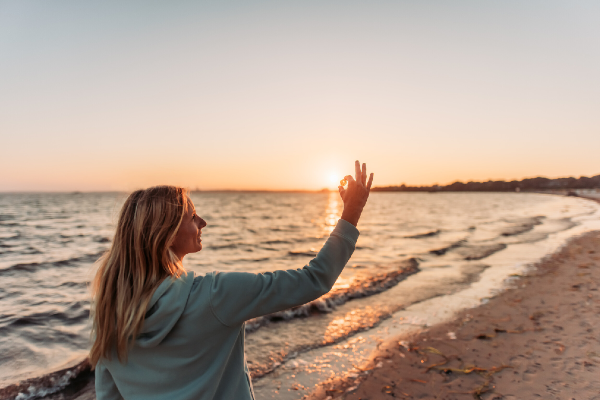 Sonnenuntergang mit Bernstein_bearbeitet www.luebecker-bucht-ostsee.de(1)